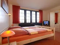 Hotel Und Restaurant Löwenbräu Köln Hotels in Wahnheide