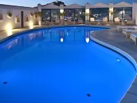 لوفوز فيلدج هوتل