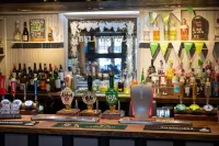 Bell Hotel by Greene King Inns - bars
