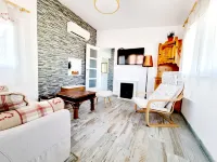 Charming Upper Bungalow with Terrace and Communal Pool in Torrevieja