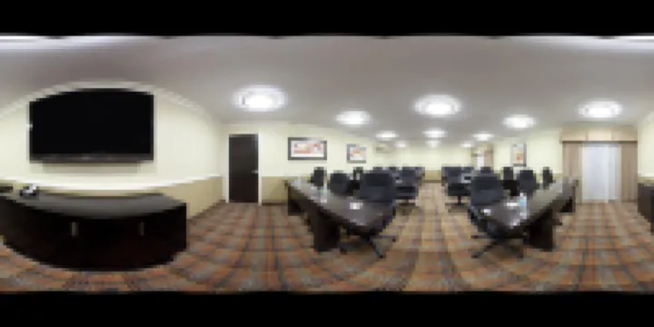 勞德代爾北-伊格澤克空港智選假日酒店