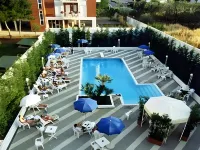 Vittoria Parc Hotel - Pools