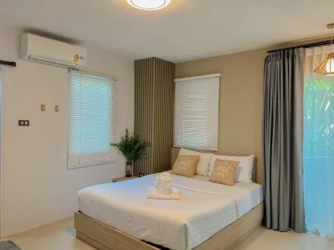 ห้องสแตนดาร์ด เตียงใหญ่ 1 เตียง