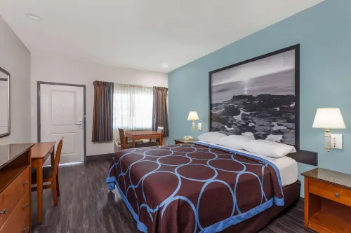 Super 8 by Wyndham El Cajon/San Diego Hotels in Alpine