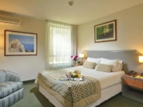 Hotel Eurotel El Bosque Hotels in Las Condes