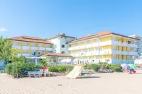 Hotel Europa - Beach