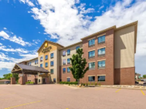 La Quinta Inn & Suites by Wyndham Sioux Falls スーフォールズのホテル