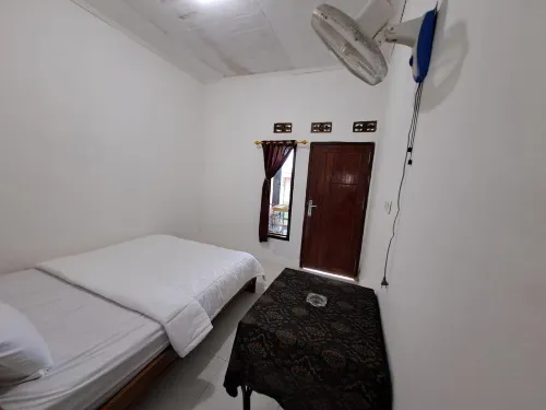 Spot on 93431 Pondok Sugie SyariahNearJembatan Siak Hotels in Tampan