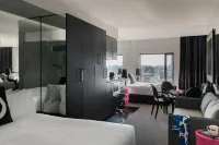 The Cullen Melbourne - Art Series Hotels in Prahran