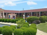 Motel 6 Abbeville, Al Hotels near Hardridge Creek Public Boat Ramp