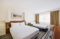 Holiday Inn Ashford Central, an IHG Hotel