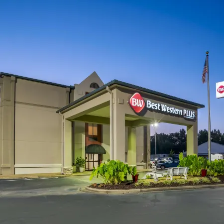 Best Western Plus Oak Mountain Inn