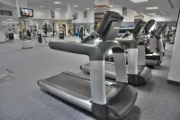 Adams Beach Hotel & Spa - gimnasio
