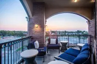 Homewood Suites by Hilton Salina Downtown - Bar