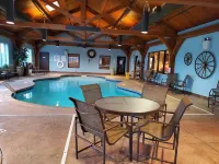 Holiday Inn Express & Suites Donegal Hotel di Middlecreek Township