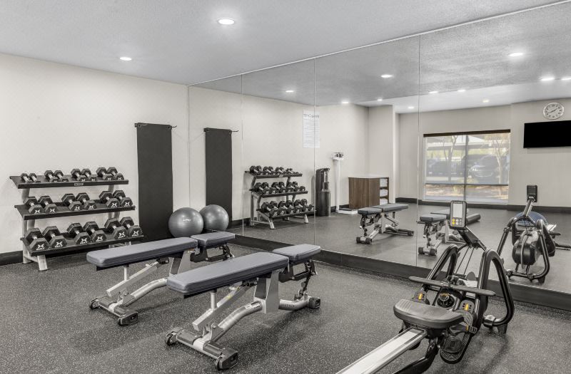 Holiday Inn Express & Suites Phoenix West - Tolleson by IHG photo 5