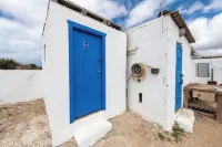 Wooden Cabin Next to the Beach Hotels near Castillo de El Toston