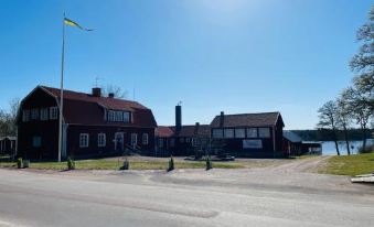Trehörna Wärdhus & Vandrarhem
