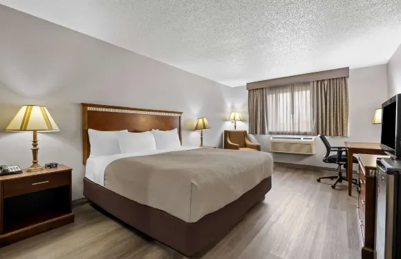 芒尼門海斯拉皮德城醫院附近凱藝酒店