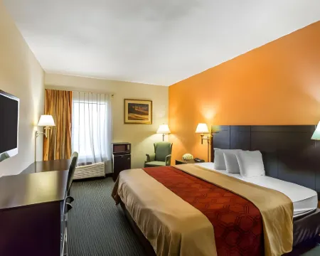 Quality Inn Hotels in Moultrie