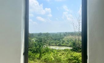Noi Guest House Rumah 100m2 dengan 2 kamar tidur