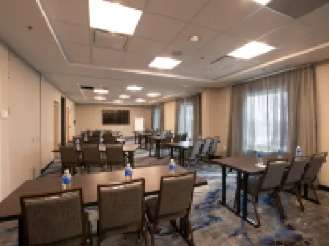 Fairfield by Marriott Edmonton International Airport Hotels in Nisku