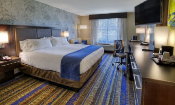 Holiday Inn & Suites TUPELO NORTH by IHG