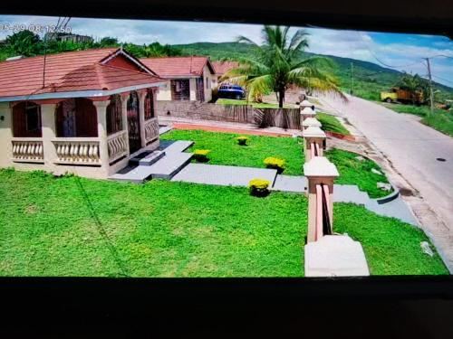Hotel Relax and Unwind at Scenic Plateau, Exterior, Garden