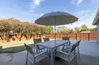 Spacious house near AT&T stadium Hotel in zona Lee Elementary School