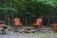 Forest Haven: Hot Tub, Record Player, Fire Pit
