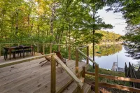 *New* Waterfront Cottage w/ Hot Tub & Private Dock