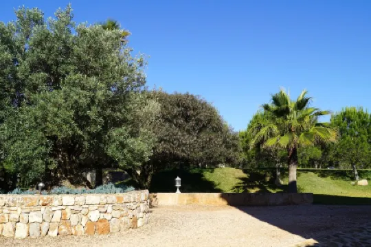 Wonderful finca with a large pool and barbecue kitchen near Es Trenc!