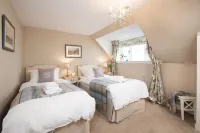 Bartlehill Cottage, Idyllic Pet Friendly Cottage, Beautiful Scottish Borders