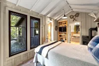 The Lodge On The Carmel River