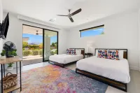 Stagecoach: 9 Br, 17 Bed, 45 ft Pool, New Pickleball Ct, 9-Hole Golf, Volleyball