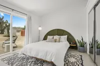 Corral Acres Estate | Hot Tub, Cowboy Pool, Fire Pit, 1.5 Acres