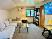 Reel Paradise - Entire Home