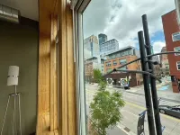 Prime downtown Minneapolis location.  Sleeps 4, 2BR, 1BA, full kit. Các khách sạn ở 