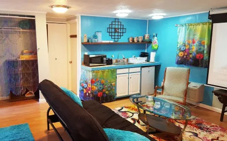 Treetops Solar Sanctuary