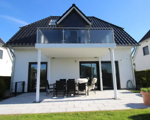 Casa Fortuna Comfort mit Seeblick, Whirlpool, Sauna und Eingezäuntem Garten 烏特格翰酒店