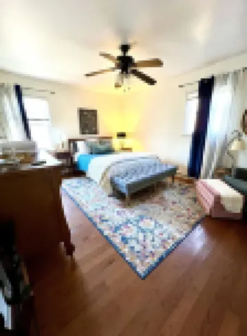 Adorable home w/ huge back yard- minutes from Belews Lake. Amazing Hidden Gem