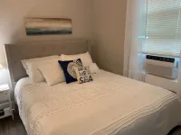 Cheerful and Bright 2 Bedroom Cottage