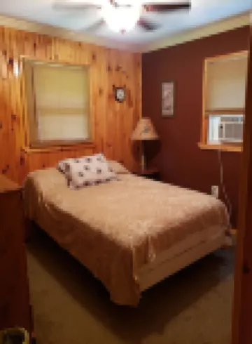Pymatuning Lake  Cottage!