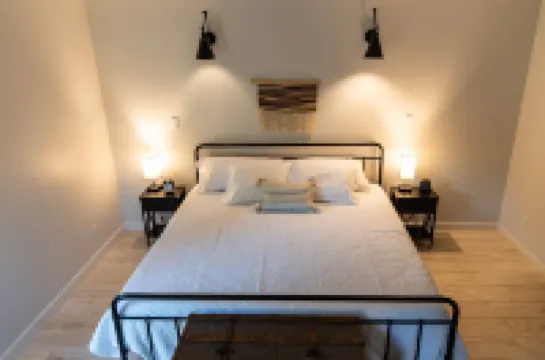 Winthrop Basecamp-new trailside vacation home 15 min walk to downtown!