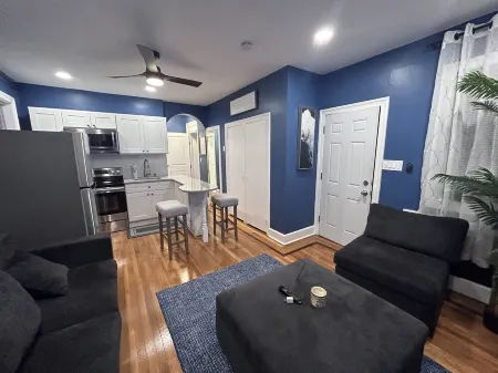 The Blue backyard studio suite!!  Convenience and practicality in one place!!