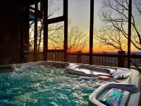 Majestic Views, Romantic Brow Home 1.5 Miles From The Heart Of Mentone