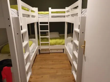 bloodthirsty apartment Отели в г. Аяччо