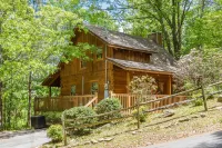 Secluded,-Private,Free WIFI,Pool Table,Hot Tub, Jacuzzi, 400 Game Arcade