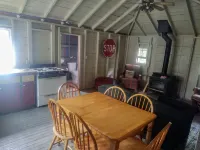 Sunset Cabin at Sweet Retreat Waterfront