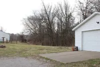 Private Country Setting.  Just 10 Minutes from Town Hotel a Williamson County